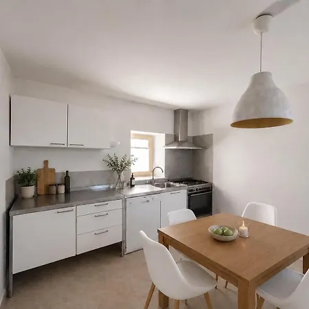 Aranceto14 * Massa (Tuscany)